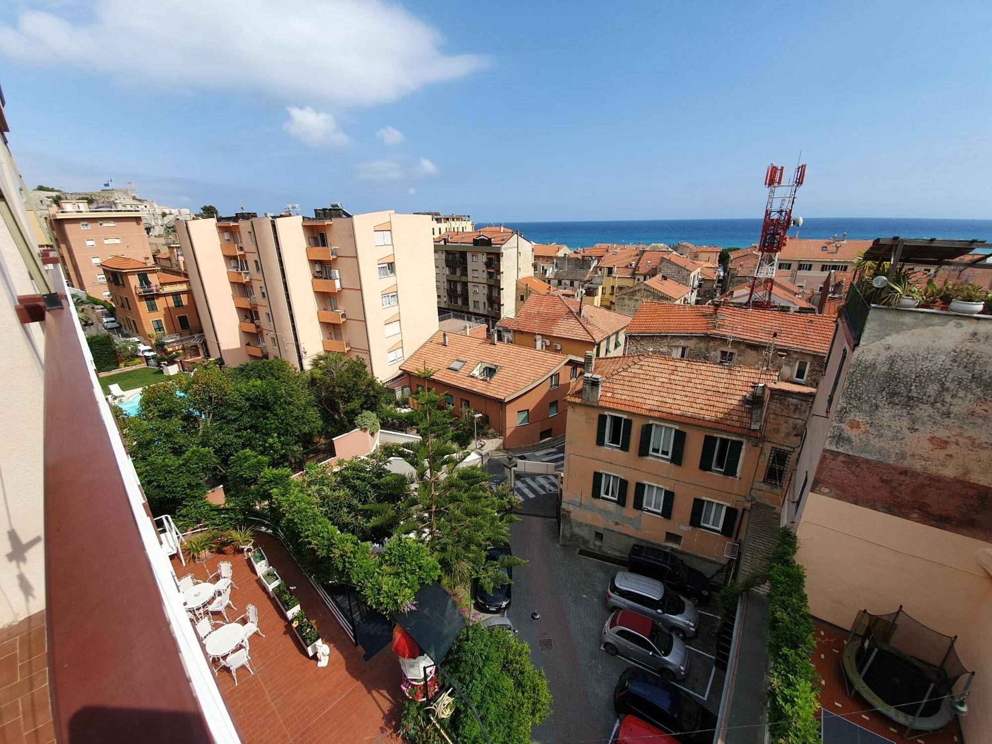 Residence Olivotti Finale Ligure Extérieur photo